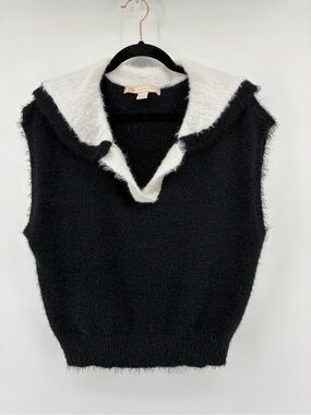Black & White Fuzzy Collar Sleeveless Sweater Vest